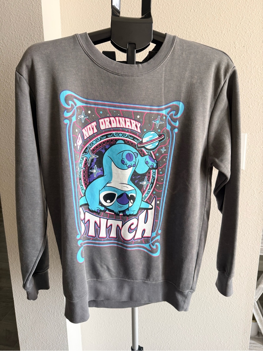 Disney Stitch “Not Ordinary” Graphic Sweatshirt Gray Size Small NWT